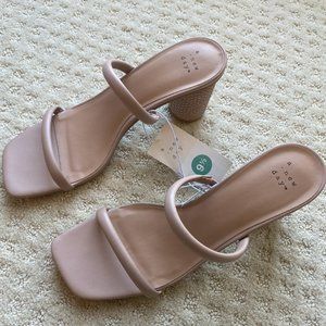 NWT Size 9.5 A New Day Block Heels